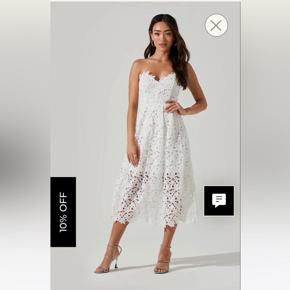 ASTR The Label Anaya Strapless
Lace Midi Dress
Color: White / Small